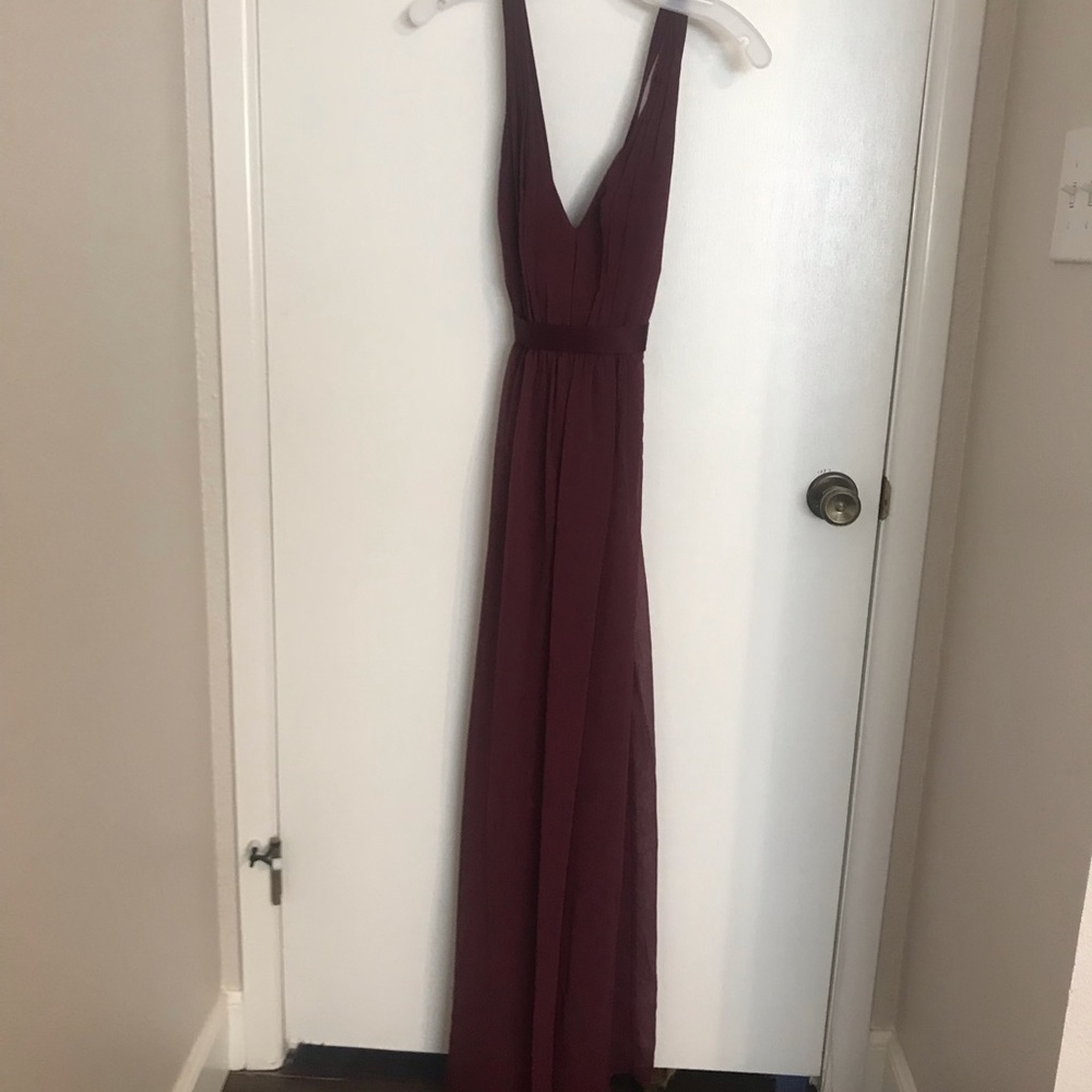 Vera Wang Bridesmaid Dress - Picture 2 of 5